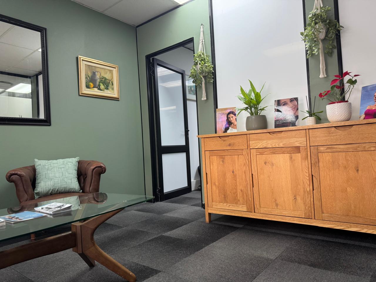 Dr Scott Barker Clinic Reception